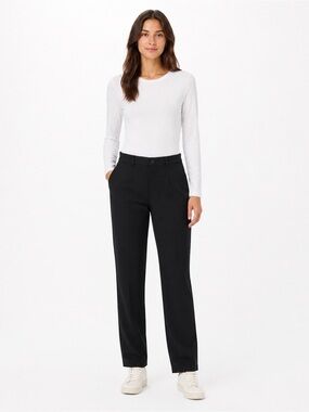 Straight-Leg Women’s Jeans in Black - Timeless Everyday Style